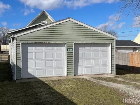 253 E 8th St, Peru, IN 46970 photo 5