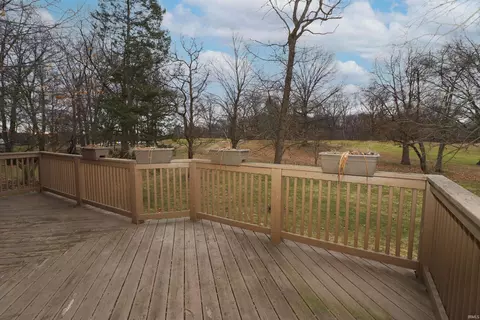16716 Hampton Dr, Granger, IN 46530 photo 4