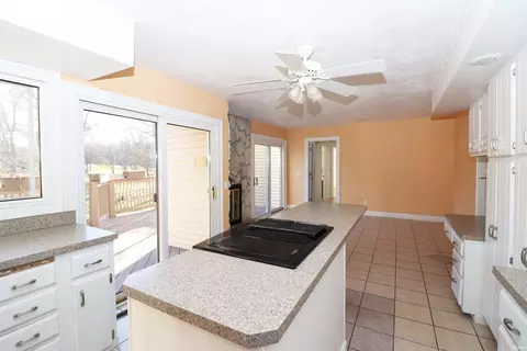 16716 Hampton Dr, Granger, IN 46530 photo 12