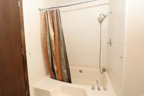 16716 Hampton Dr, Granger, IN 46530 photo 27