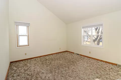 16716 Hampton Dr, Granger, IN 46530 photo 24