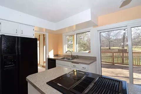 16716 Hampton Dr, Granger, IN 46530 photo 11