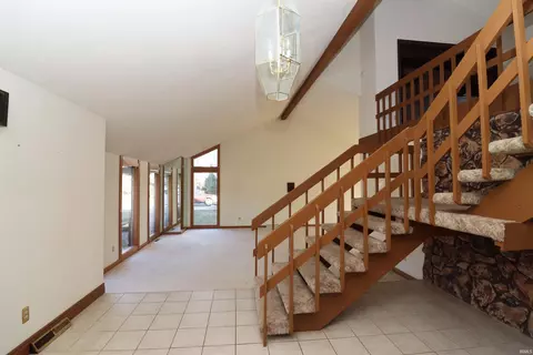 16716 Hampton Dr, Granger, IN 46530 photo 7
