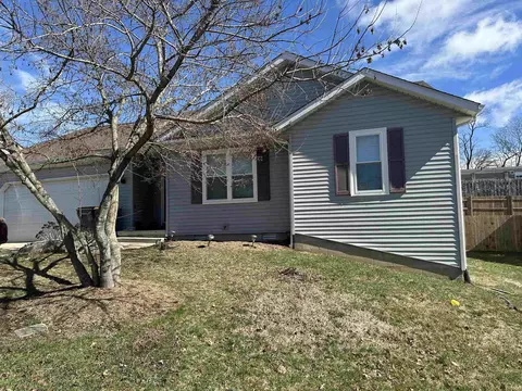913 S Timothy Ct, Bloomington, IN 47403 photo 1