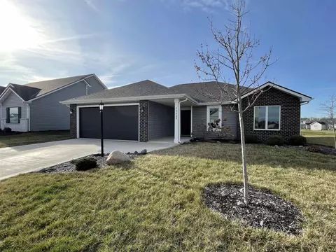 12408 Hackamore Dr, Grabill, IN 46741 photo 1