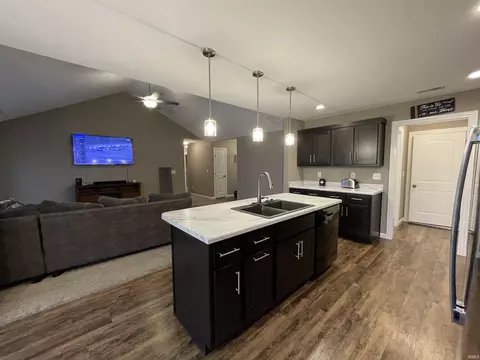 12408 Hackamore Dr, Grabill, IN 46741 photo 5