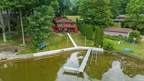 1215 Limberlost Trl, Rome City, IN 46784