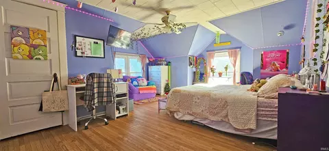 Bedroom - 320 E 5th St, Mount Carmel, IL 62863 photo 6 of 8