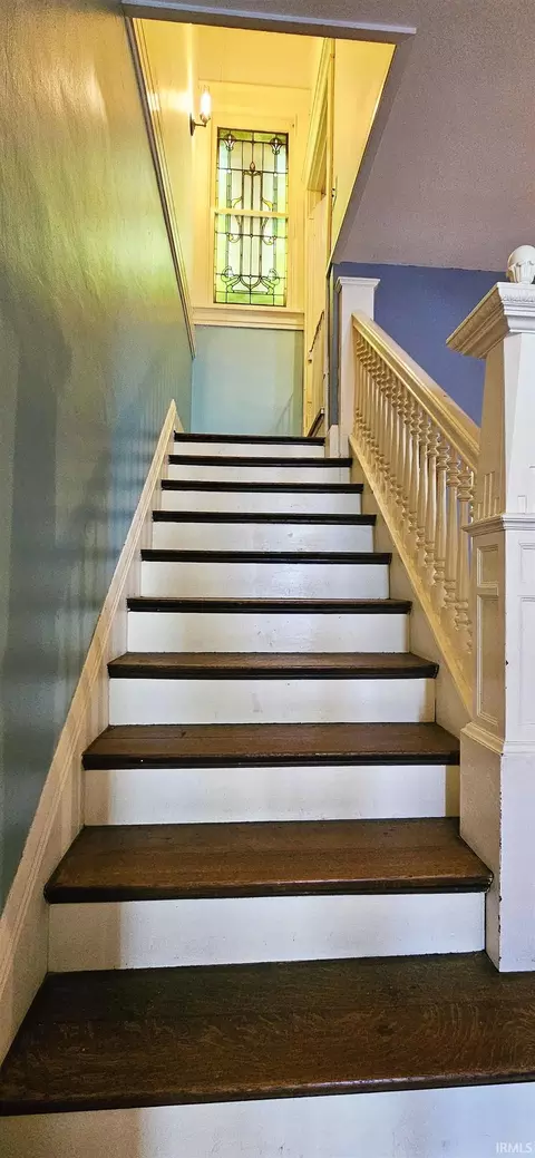 Entry Way - 320 E 5th St, Mount Carmel, IL 62863 photo 1 of 1