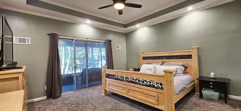 Bedroom - 320 E 5th St, Mount Carmel, IL 62863 photo 8 of 8
