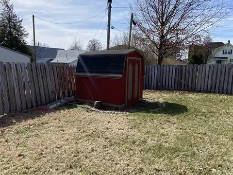415 E 7th St, Jasper, IN 47546 photo 6