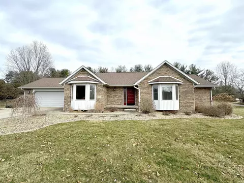 1100 E Benson Ct, Bloomington, IN 47401 photo 1