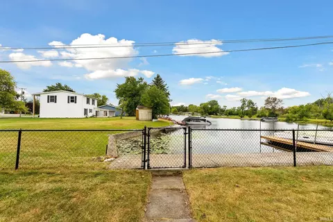 Other - 413 E Pickwick Dr, Syracuse, IN 46567 photo 2 of 6