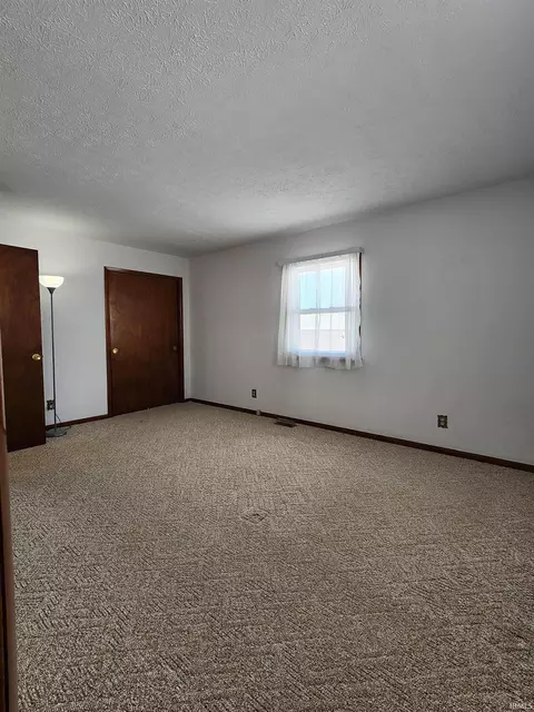 320 Forest View Dr, Bedford, IN 47421 photo 14