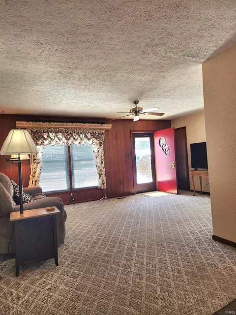 320 Forest View Dr, Bedford, IN 47421 photo 7