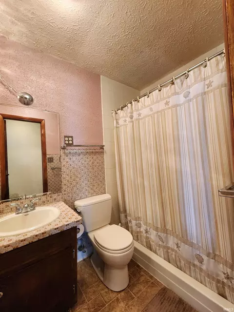 320 Forest View Dr, Bedford, IN 47421 photo 17