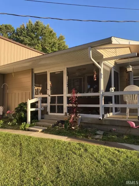 320 Forest View Dr, Bedford, IN 47421 photo 4