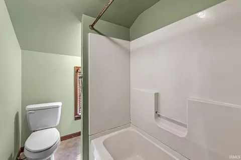 719 E 3rd St, Mishawaka, IN 46544 photo 18