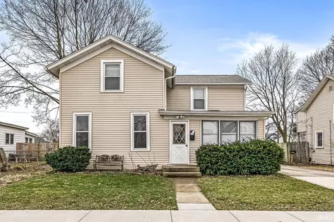 719 E 3rd St, Mishawaka, IN 46544 photo 1