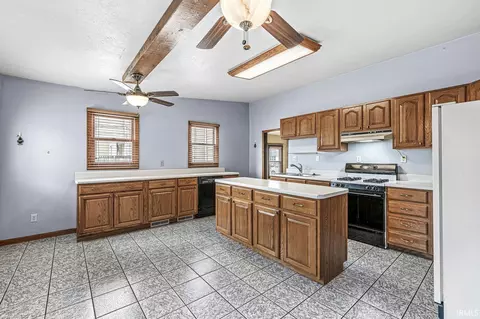 719 E 3rd St, Mishawaka, IN 46544 photo 11