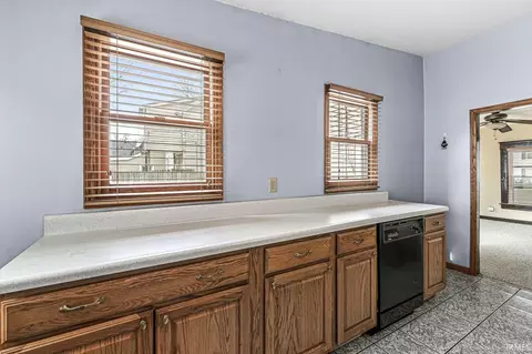 719 E 3rd St, Mishawaka, IN 46544 photo 14