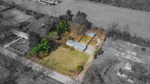 5344 Lee Acres Dr, Boonville, IN 47601 photo 3