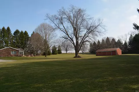 4113 E Bowser Rd, Syracuse, IN 46567 photo 22
