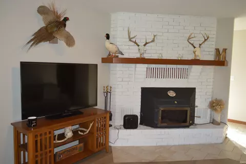 4113 E Bowser Rd, Syracuse, IN 46567 photo 5