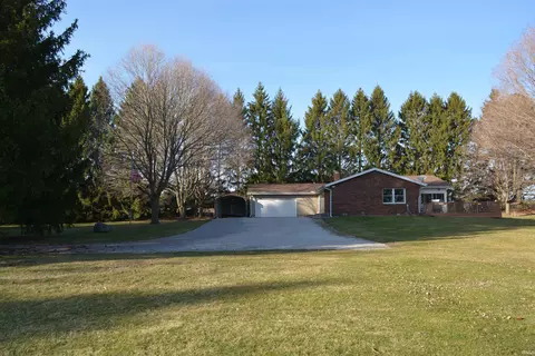 4113 E Bowser Rd, Syracuse, IN 46567 photo 16
