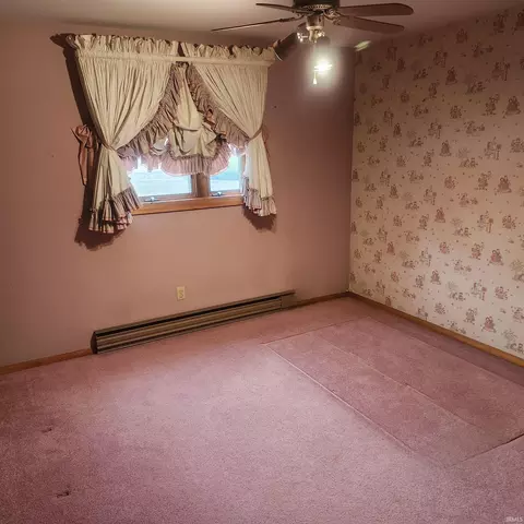 693 Forest Dr, Bloomfield, IN 47424 photo 12
