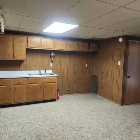 693 Forest Dr, Bloomfield, IN 47424 photo 8