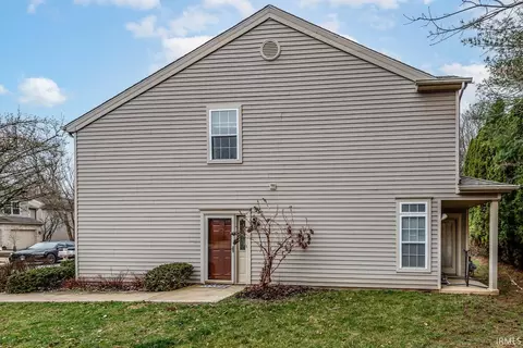 723 E Bayberry Ct, Bloomington, IN 47401 photo 4