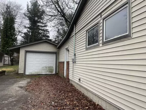 2408 E 5th St, Bloomington, IN 47408 photo 2