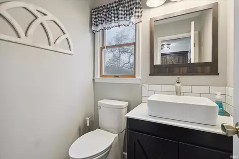 Bath - 12439 Frontier Ct, Granger, IN 46530 photo 1 of 3