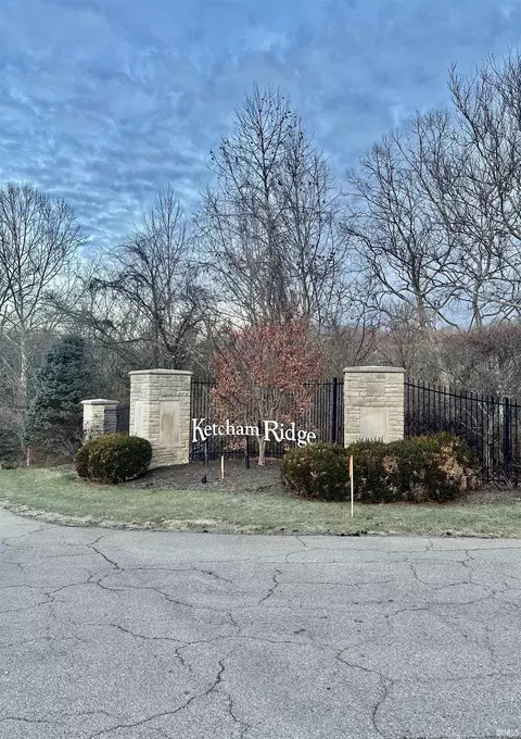 7085 S National Rd #20, Bloomington, IN 47403