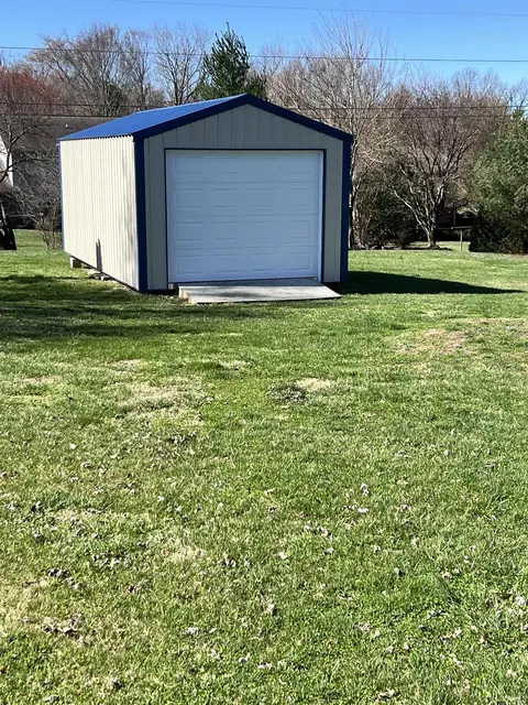 1611 E 3rd Ave, Jasper, IN 47546 photo 18
