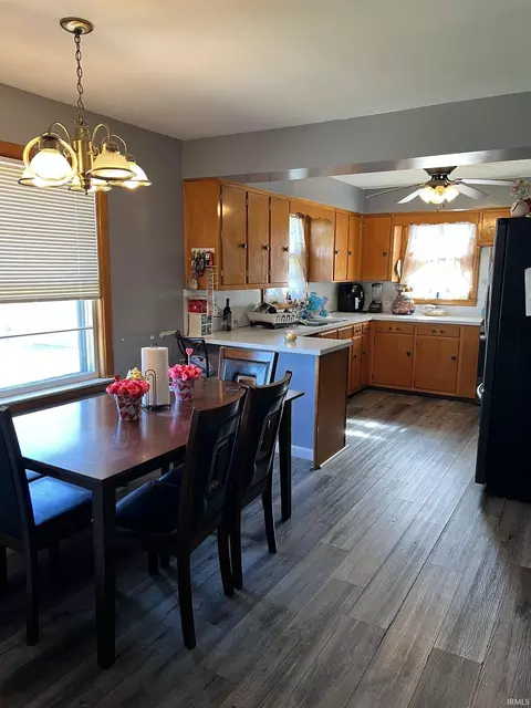1611 E 3rd Ave, Jasper, IN 47546 photo 8