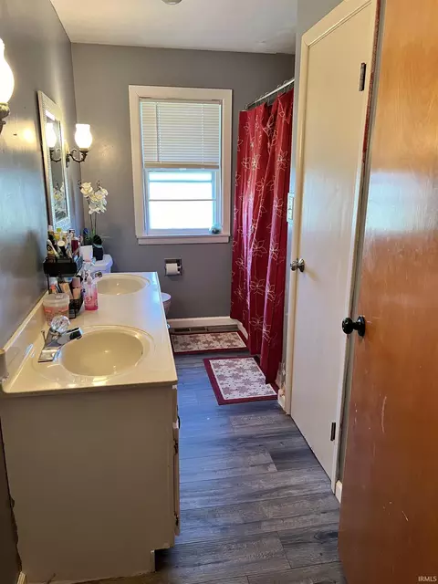 1611 E 3rd Ave, Jasper, IN 47546 photo 13