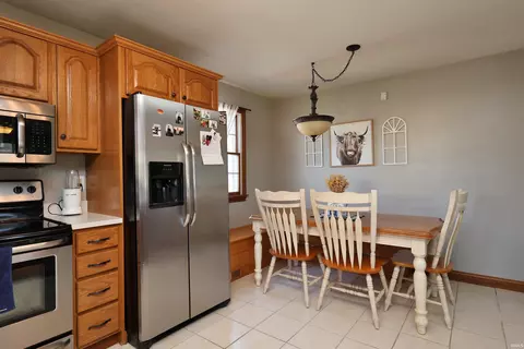 3396 N Marksara Dr, Marion, IN 46952 photo 5