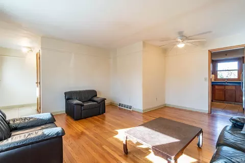 Living - 1702 S High St, Bloomington, IN 47401 photo 2 of 6