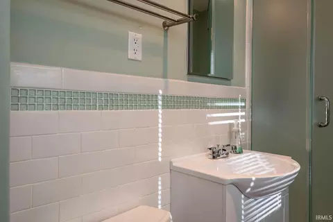 Bath - 1702 S High St, Bloomington, IN 47401 photo 4 of 4