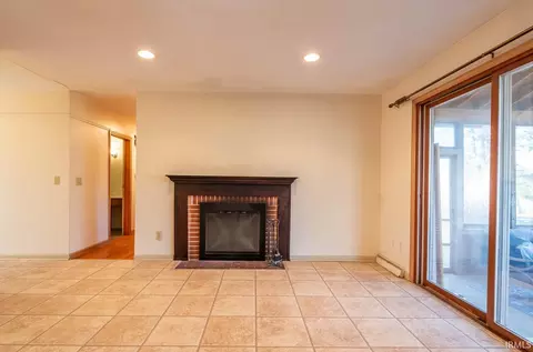 Living - 1702 S High St, Bloomington, IN 47401 photo 5 of 6