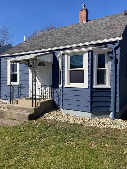 403 Dunnwood Dr, Fort Wayne, IN 46805