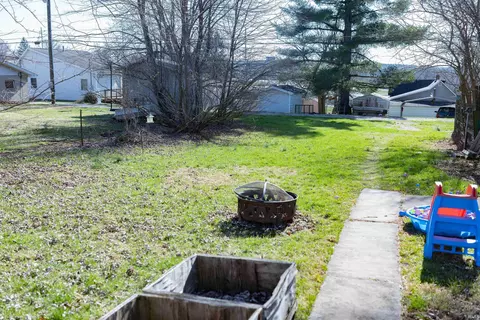 Exterior - 807 Lafayette Ave, Oolitic, IN 47451 photo 6 of 9