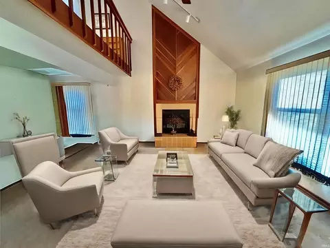 673 E Heather Dr, Bloomington, IN 47401 photo 1