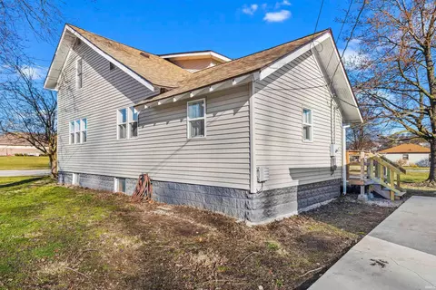 708 S Cedar St, Auburn, IN 46706 photo 22