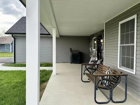 112 Cardinal Ct, Mitchell, IN 47446 photo 6