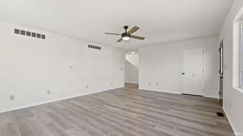 4115 E Mill St, Hamilton, IN 46742 photo 7