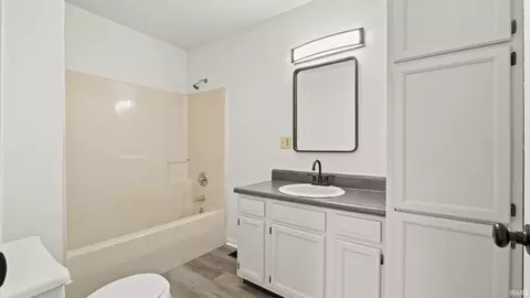 4115 E Mill St, Hamilton, IN 46742 photo 12