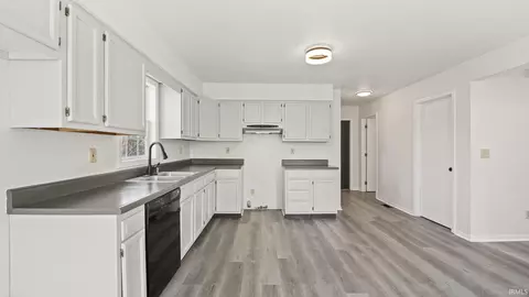 4115 E Mill St, Hamilton, IN 46742 photo 19